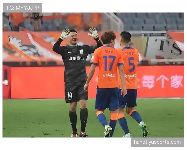 山东泰山战术困局显现，老将依赖与体系重建选择，对赛季表现造成考验